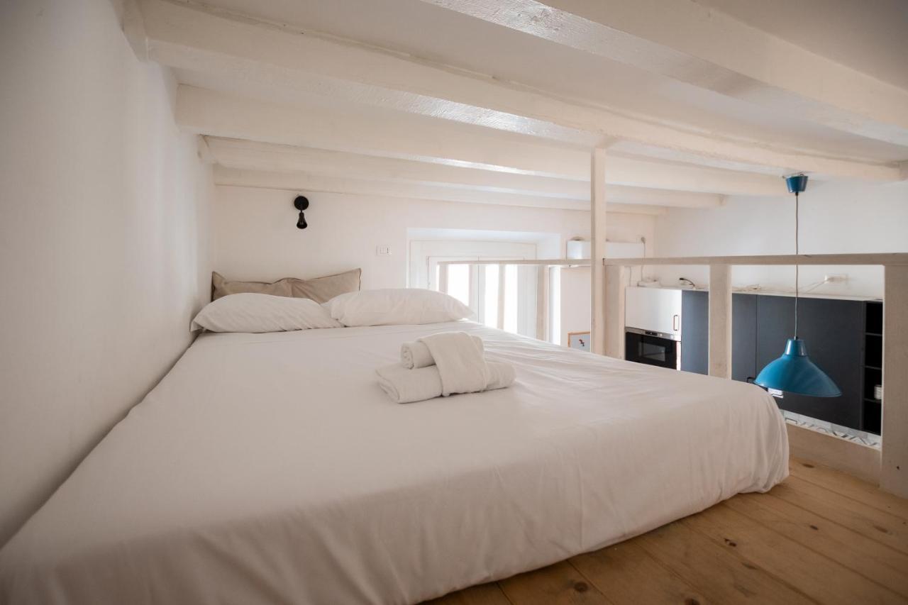 Cozy Apartment Near Navigli Milano Exterior foto